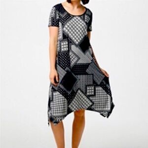 Cuddl Duds Flexwear Handkerchief Hem Black and White Print Dress